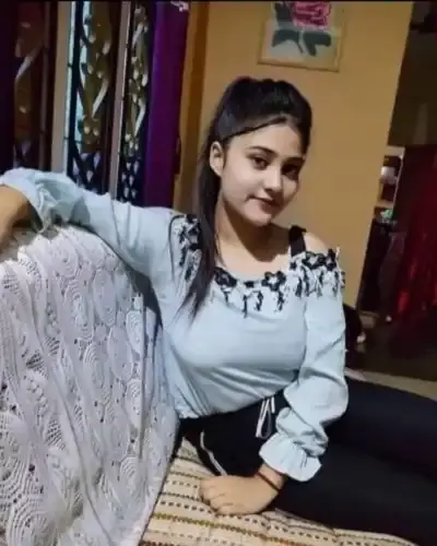 Call Girls Service in Gondal